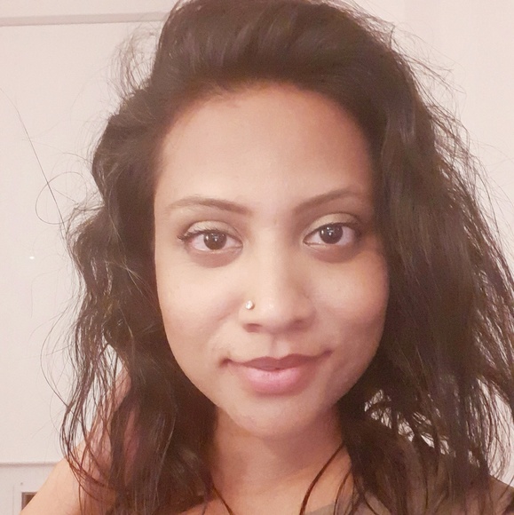 Meet your Posher, Asna - Picture 1 of 1